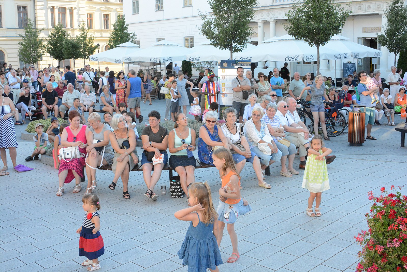Ilyen volt kedden este a Néptáncfesztivál